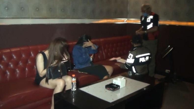 Nekat Buka saat Pandemi Covid-19, Rumah Karaoke di Mojokerto Digerebek Satpol PP