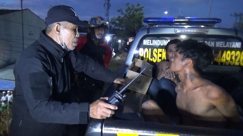 Warga Tawuran di Jalan Tol Makassar, Saling Lempar Busur dan Petasan