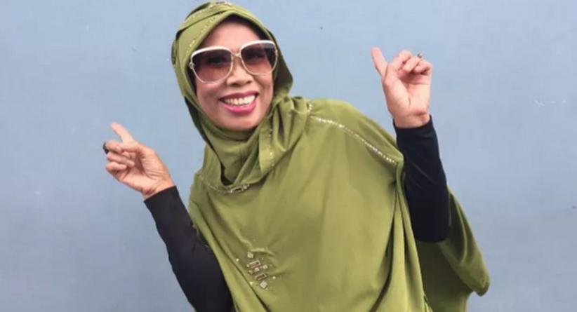 Omas Meninggal di Usia 54 Tahun, Selebriti Indonesia Berduka