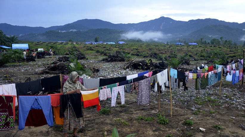 Pengungsi Banjir Bandang Luwu Utara Butuh Air Bersih - Bagian 2