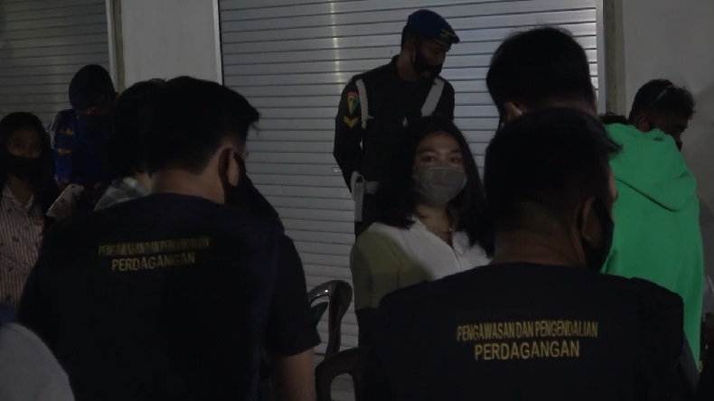 Langgar Protokol Kesehatan, Sejumlah Warga di Makassar Disanksi Rapid Test