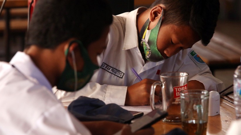 Dukung Belajar Online, Warung Kopi Ini Sediakan Wifi Gratis bagi Pelajar - Bagian 4