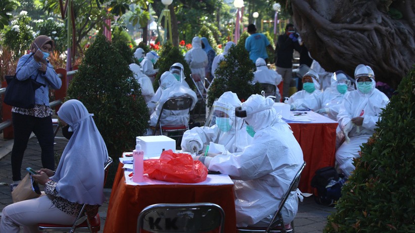 Tes Swab Covid-19 Gratis di Pasar Keputran Surabaya Sepi Peminat - Bagian 3