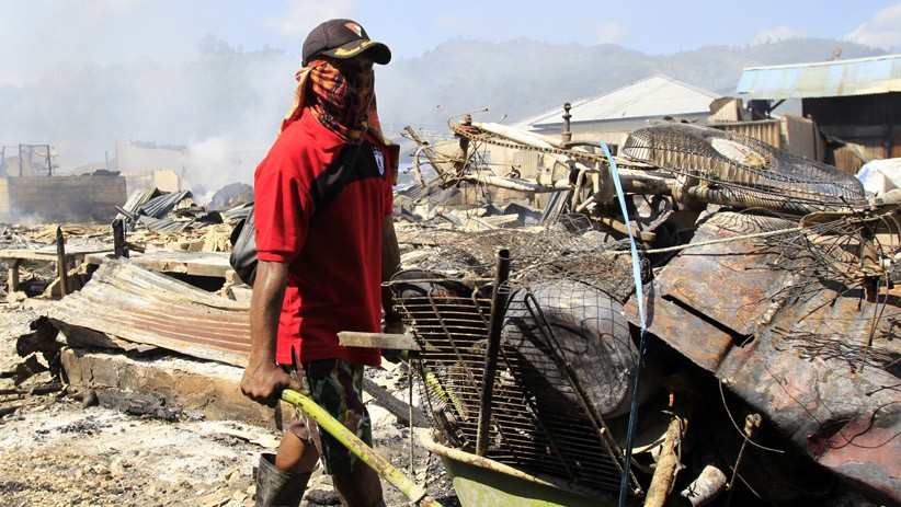 Pasar Youtefa Abepura Kebakaran, Ratusan Lapak Pedagang Hangus Dilalap Api - Bagian 3