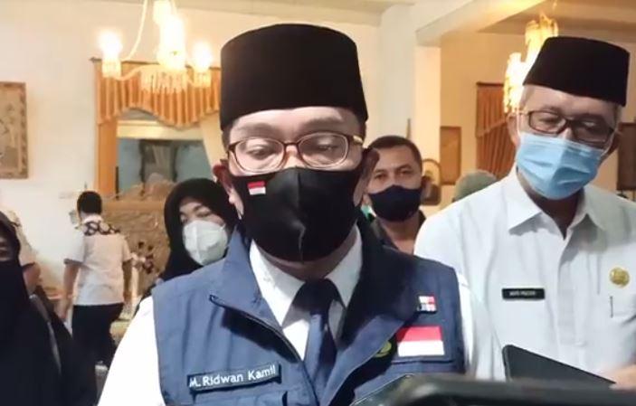 title Ridwan Kamil Kenang Sosok Sultan Sepuh Cirebon Arief Natadiningrat Ridwan Kamil Kenang Sosok Sultan Sepuh Cirebon Arief Natadiningrat