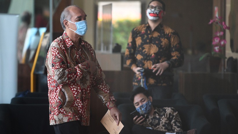 Komisaris Humpuss Transportasi Kimia Diperiksa KPK terkait Kasus Dugaan Suap - Bagian 2