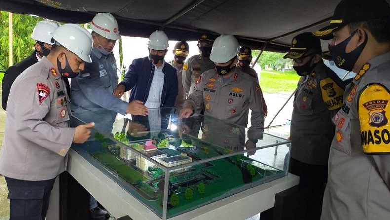 Kunjungi Lokasi Pembangunan Markas Baru Polda Maluku, Wakapolri Dengar Penjelasan Kontraktor