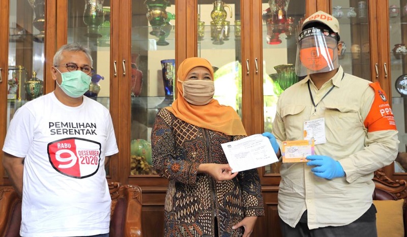 Coklit di Rumah Gubernur Khofifah, Ketua KPU Arif Budiman dan Rombongan Disuguhi Kikil