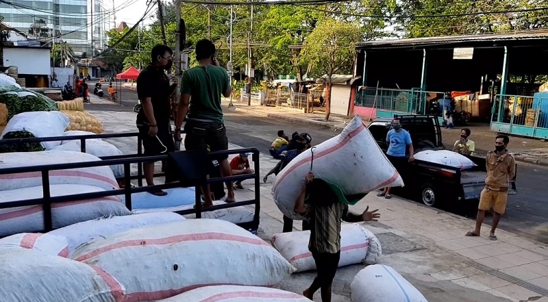 title Tutup Seminggu akibat Covid-19, Malam Ini Pasar Keputran Surabaya Kembali Dibuka Tutup Seminggu akibat Covid-19, Malam Ini Pasar Keputran Surabaya Kembali Dibuka