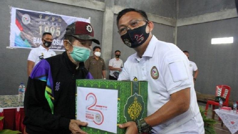 Alumni Akabri 1995  Bagikan 600 Paket Sembako untuk Warga Minahasa dan Minut