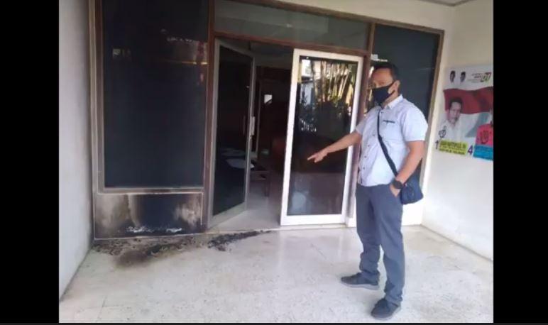 Rumah Wakil Ketua DPC PDIP Bogor Dilempar 3 Bom Molotov