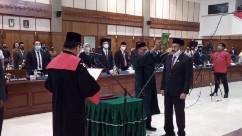 Wakil Ketua DPRD Maluku PAW Dijabat Rasyad Efendy Latuconsina dari Fraksi Golkar