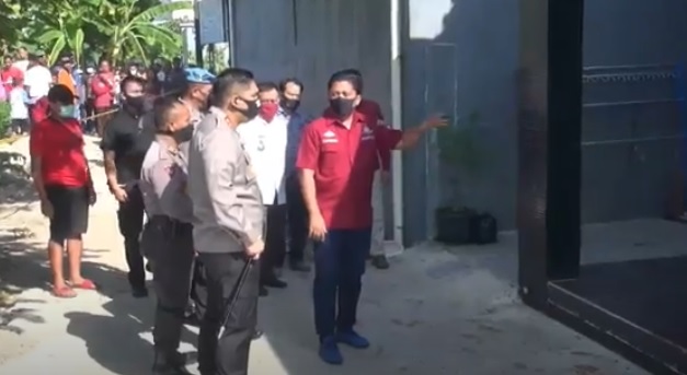 title Pasutri Pemilik Toko HP di Tegal Tewas Dibunuh, Korban Sedang Hamil 8 Bulan Pasutri Pemilik Toko HP di Tegal Tewas Dibunuh, Korban Sedang Hamil 8 Bulan