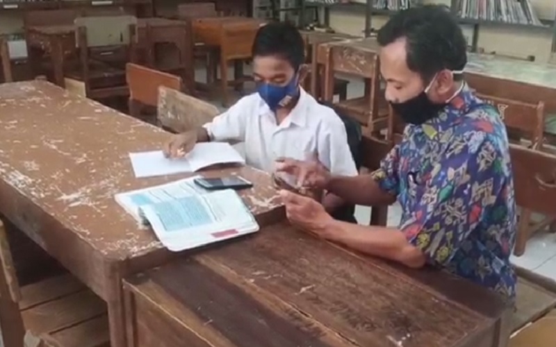 Tak Hanya di Rembang, Siswa Sekolah Sendirian Juga Ditemukan di Pekalongan