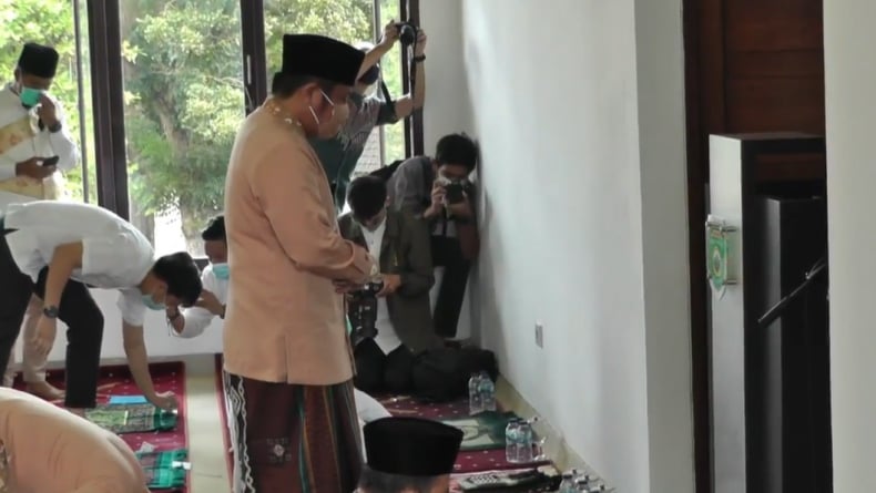 Gubernur Sumsel Pilih Salat Id di Musala Dekat Rumah Ketimbang di Masjid Agung