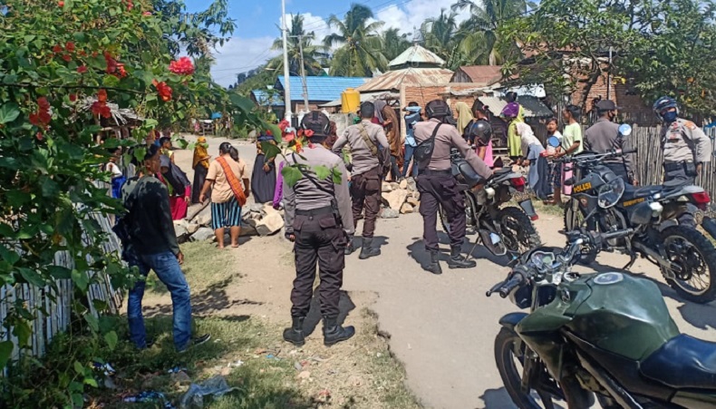 Cegah Bentrok Susulan Brimob Jaga Lokasi Keributan 