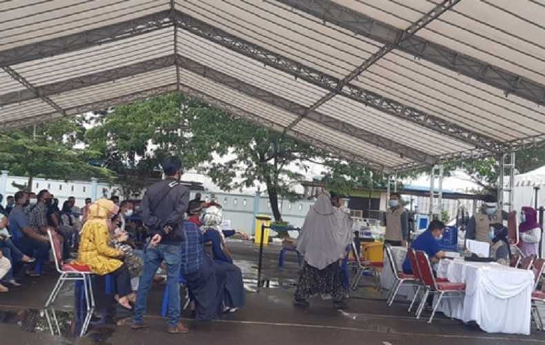 title Kontak Erat dengan Gubernur Kepri yang Positif Corona, 590 Orang Tes Swab Kontak Erat dengan Gubernur Kepri yang Positif Corona, 590 Orang Tes Swab
