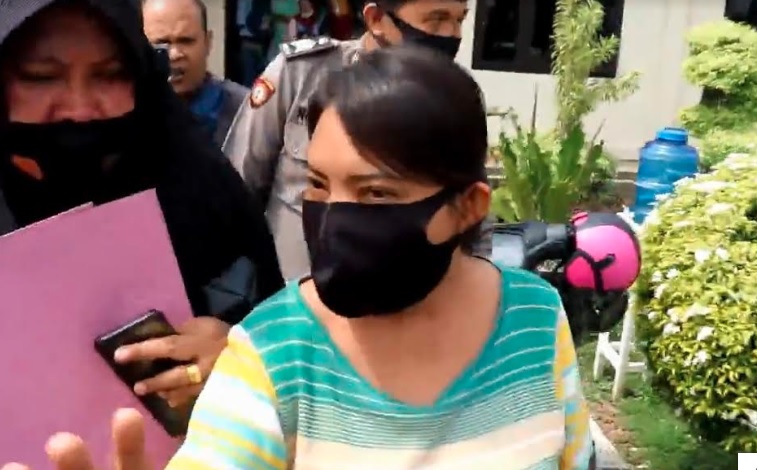 Perempuan Bakar Bendera Merah Putih, Kapolres: Pelaku Ingin Ubah NKRI