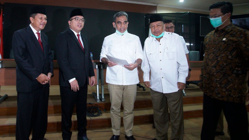 Partai Gerindra Berikan Dukungan kepada Denny Indrayana Maju Pilkada Kalsel - Bagian 1