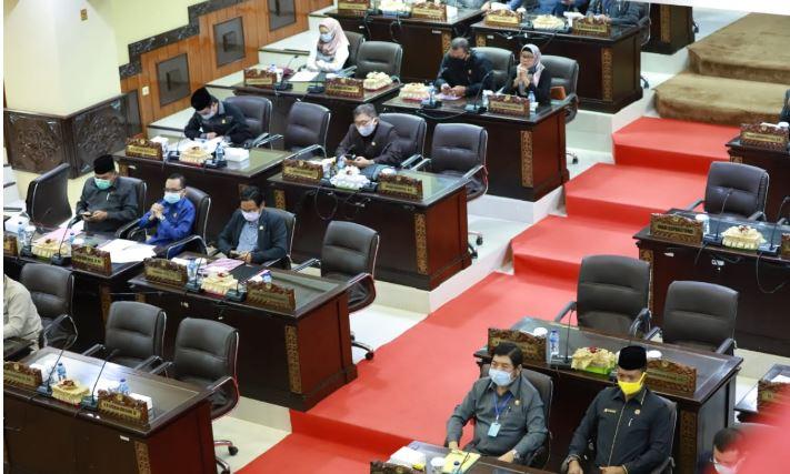 Belasan Anggota DPRD Kalsel Walk Out Rapat Paripurna demi Kunker ke Jakarta