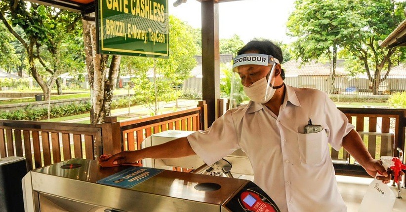 Hotel dan Restoran Wajib Terapkan Protokol Kesehatan di Era New Normal