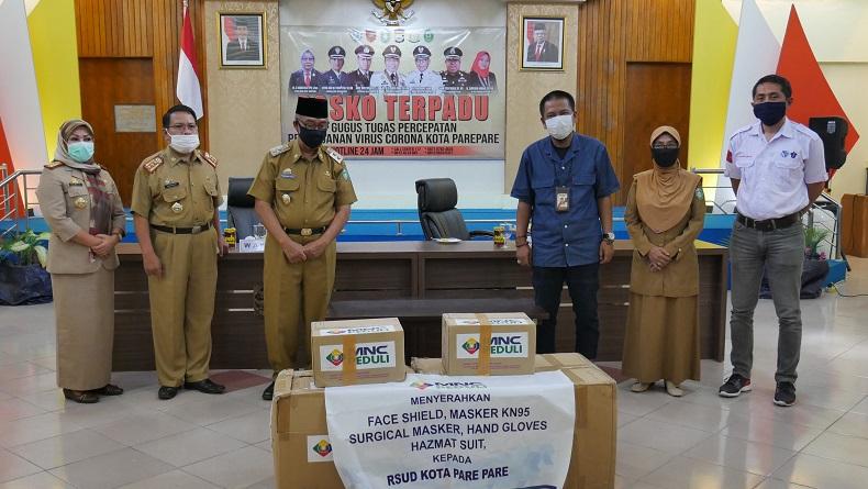 MNC Peduli Salurkan Bantuan APD untuk Satgas Covid-19 Parepare