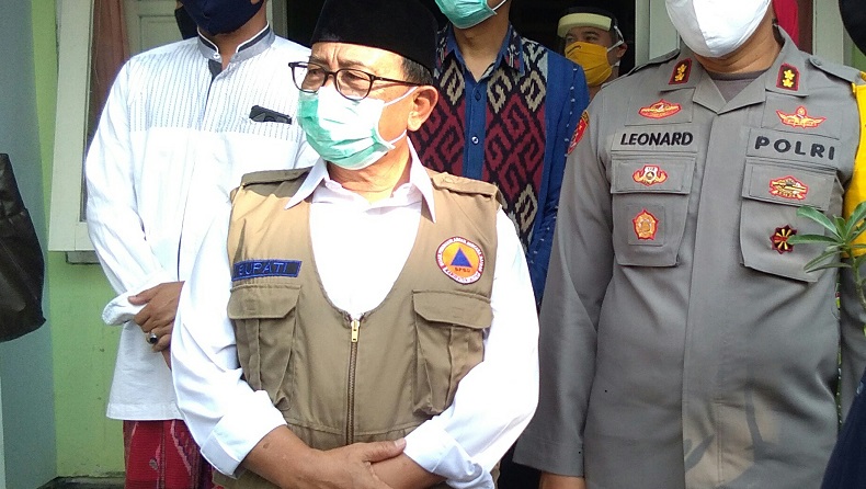 title 4 ASN Pemkab Blitar Positif Covid-19, Bupati Rijanto: Minggu Lalu Sudah Tes dan Saya Negatif 4 ASN Pemkab Blitar Positif Covid-19, Bupati Rijanto: Minggu Lalu Sudah Tes dan Saya Negatif