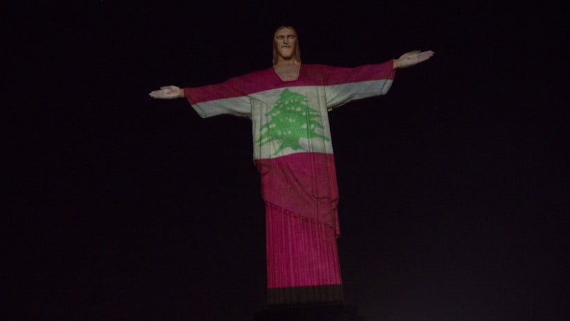 Penghormatan Korban Ledakan Beirut, Patung Yesus di Brasil Diterangi Bendera Lebanon - Bagian 2