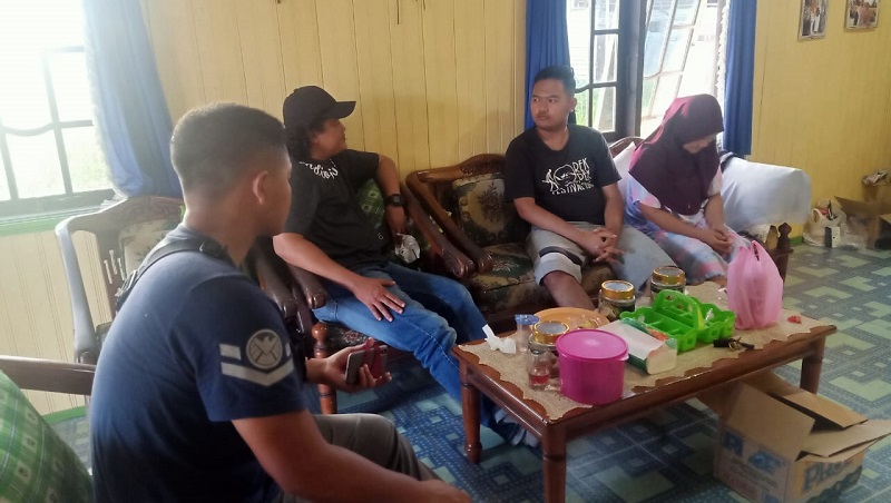 Kronologi Penangkapan Gilang Bungkus 'Fetish Kain Jarik' di Kalimantan Tengah 