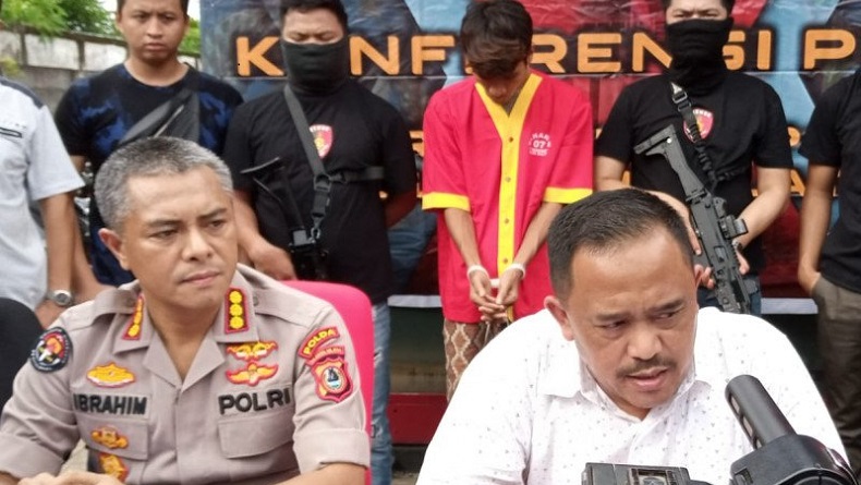 title Jadi Maling Spesialis, Ibu Paruh Baya di Makassar 3 Kali Mencuri dalam Sebulan Jadi Maling Spesialis, Ibu Paruh Baya di Makassar 3 Kali Mencuri dalam Sebulan