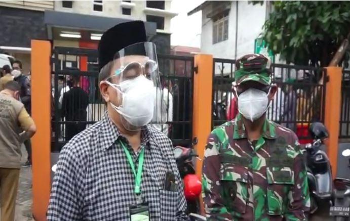 title Wali Kota Banjarbaru Meninggal, Perkantoran Kibarkan Bendera Setengah Tiang Wali Kota Banjarbaru Meninggal, Perkantoran Kibarkan Bendera Setengah Tiang