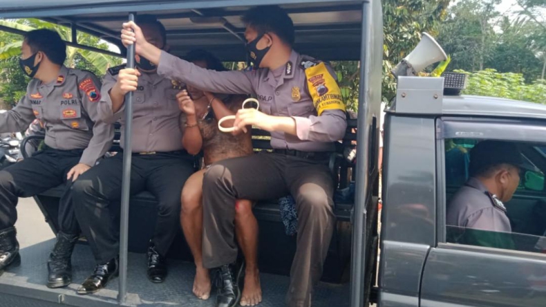 Heroik! Warga Kejar dan Tabrak Pelaku Curanmor di Purbalingga