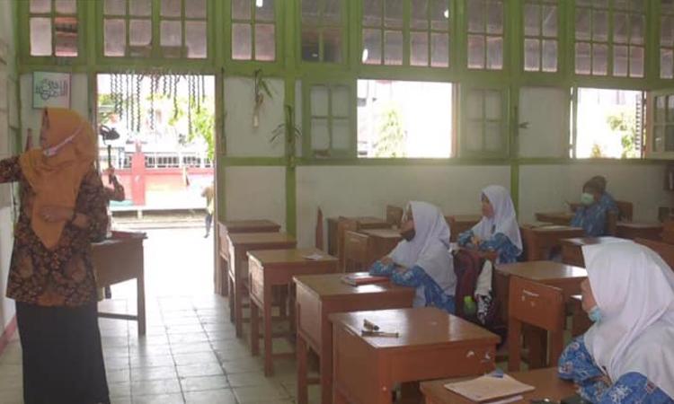 Pembelajaran Tatap Muka Diberlakukan, Wali Murid di Padang Panjang Mengaku Senang