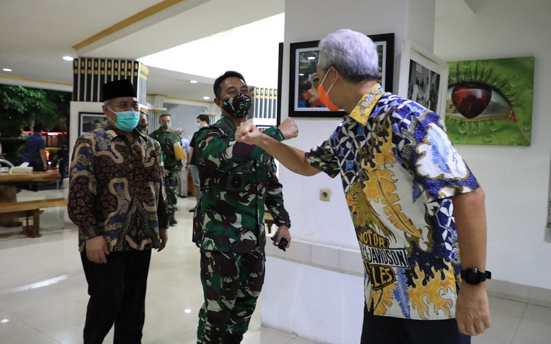 Dengar Penjelasan Ganjar Soal Covid-19 di Jateng, KSAD Andika: Itu bagi Saya Penting