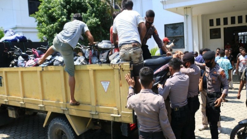 Diduga Curian, 19 Motor di Asrama Mahasiswa Pegunungan Bintang Diangkut Polisi