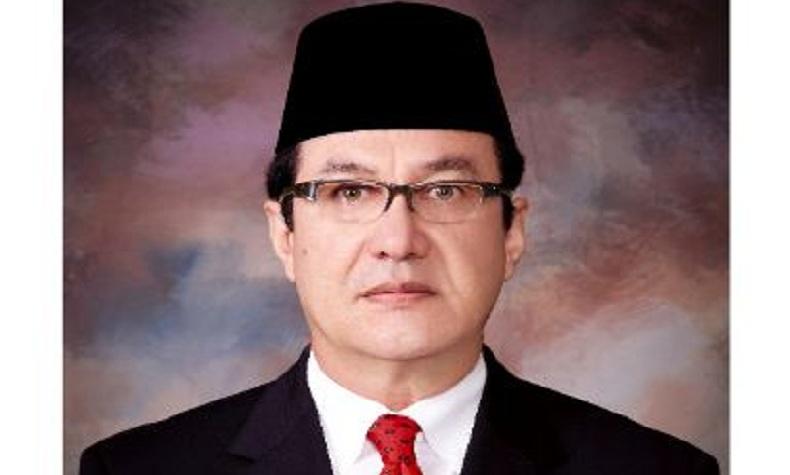 Profil Rahmat Shah, Penerima Tanda Kehormatan Bintang Mahaputera Nararya