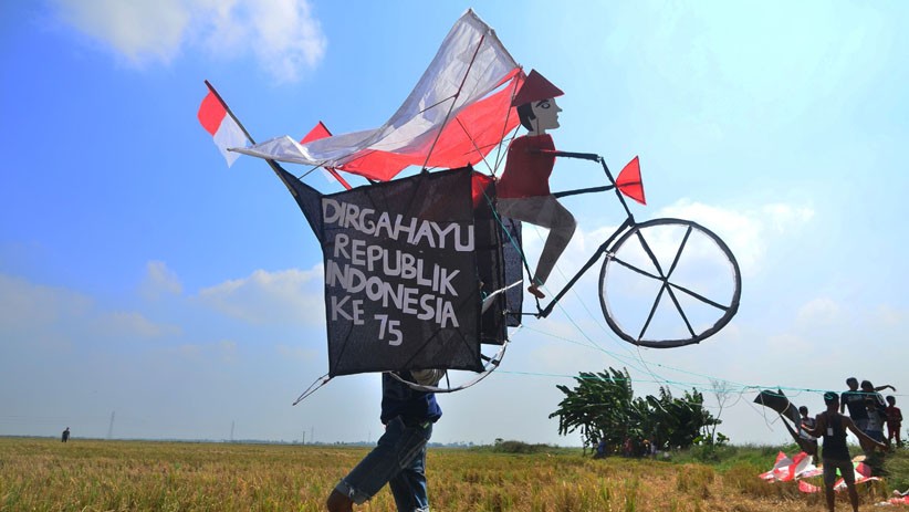 Kemeriahan Festival Layang-Layang Sambut HUT ke-75 RI di Jepara - Bagian 1