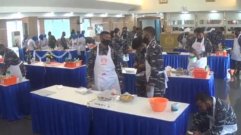 Meriahkan HUT ke-75 RI, Koki Kapal Perang di Surabaya Ikut Lomba Bikin Roti