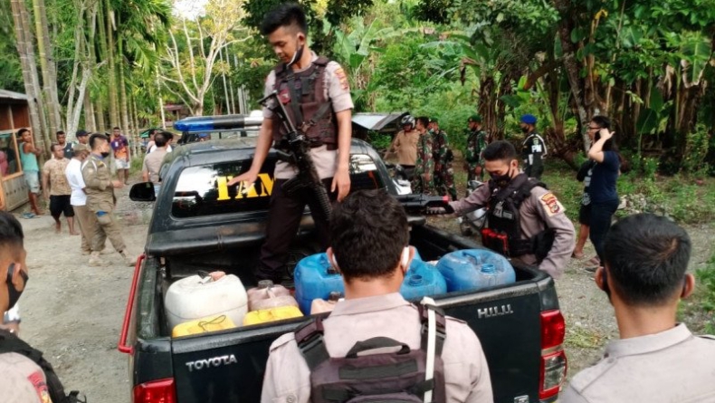 Razia 2 Kelurahan di Nabire, Tim Gabungan Angkut 1.000 Liter Miras Jenis Bobo