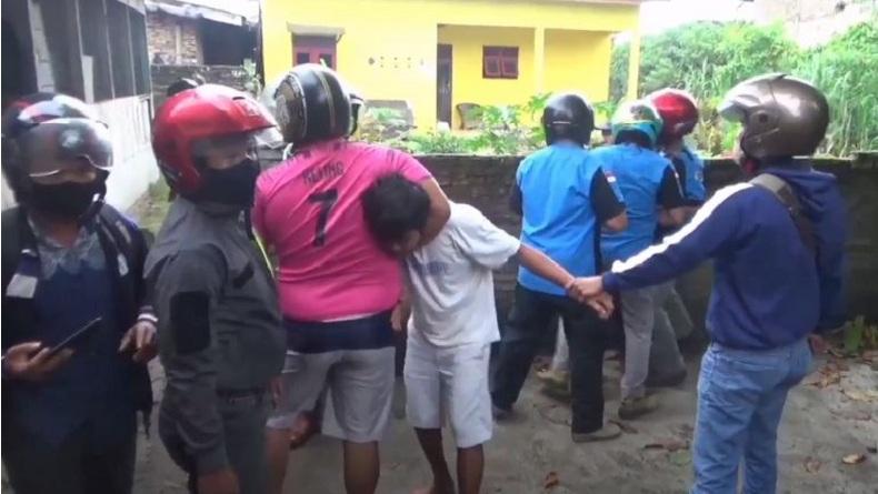 Asyik Pesta Narkoba, 4 Pemuda Kocar-kacir Digerebek Tim Paus Polres Asahan