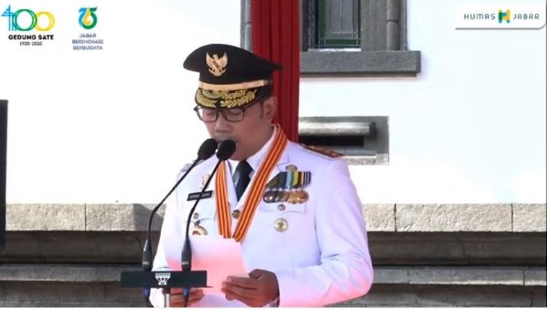 title Pimpin Upacara HUT RI, Ridwan Kamil: Kita Sedang Hadapi Ujian akibat Pandemi Covid-19 Pimpin Upacara HUT RI, Ridwan Kamil: Kita Sedang Hadapi Ujian akibat Pandemi Covid-19
