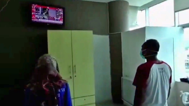 Ketika Pasien Covid-19 di Padang Ikut Upacara Bendera