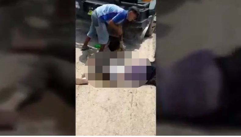 Ditabrak saat Keluar dari SPBU, Perempuan di Bogor Nyaris Terlindas Truk