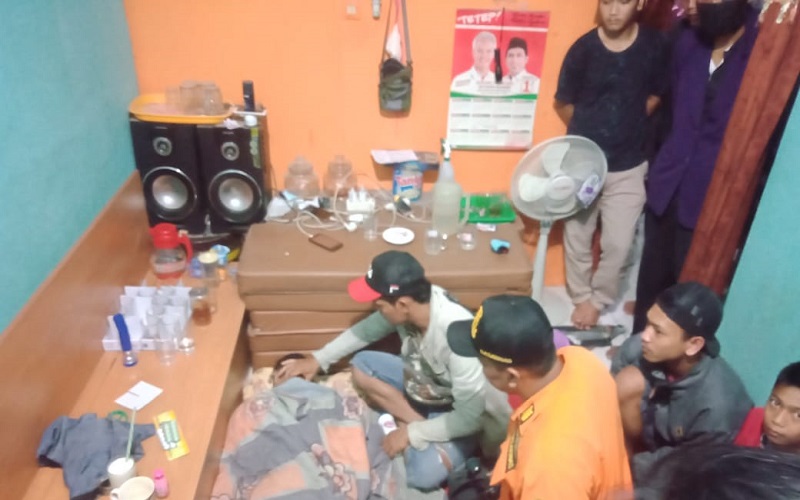 title Pemuda Magelang Ditemukan Selamat usai Tenggelam selama 20 Jam Pemuda Magelang Ditemukan Selamat usai Tenggelam selama 20 Jam