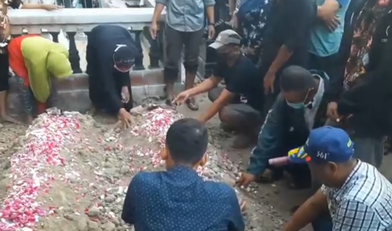 Masih Syok! Orang Tua Korban Pembunuhan Sadis di Sukoharjo Sering Pingsan