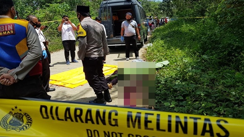 title Duel Maut di Lubuklinggau, 1 Orang Tewas Dikapak di Pinggir Jalan Duel Maut di Lubuklinggau, 1 Orang Tewas Dikapak di Pinggir Jalan