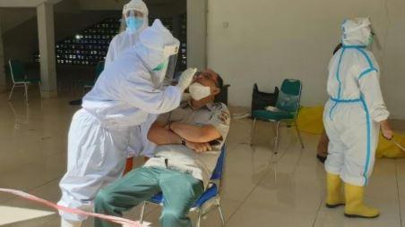 Ribuan ASN di Bandung Barat Jalani Test Swab Massal Maraton