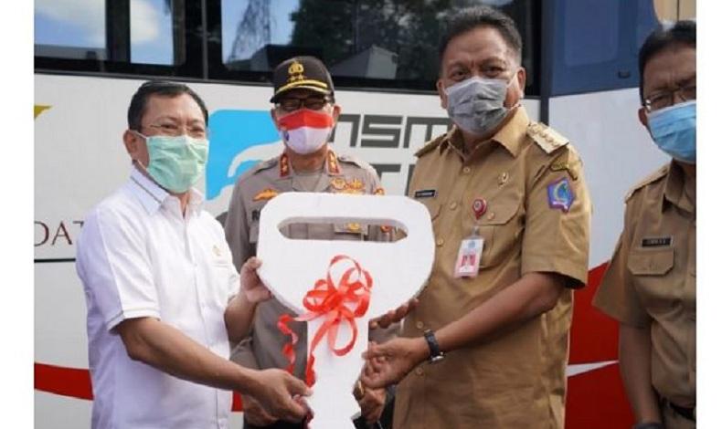 Sulut Terima Bantuan Mobil Laboratorium PCR untuk Penanganan Covid-19