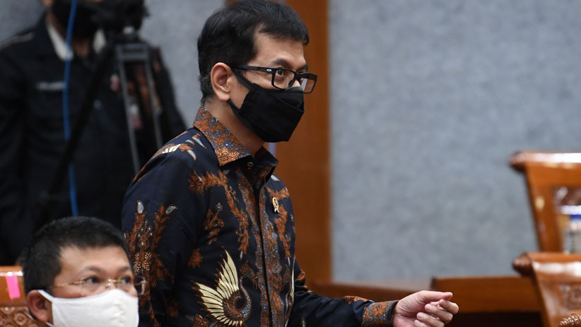 Menparekraf Wishnutama Rapat Kerja bersama DPR Bahas Pemulihan Sektor Pariwisata - Bagian 3