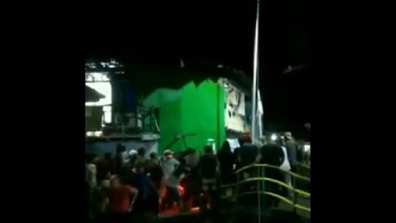 Viral, Puluhan Warga Hadang Polisi saat Akan Geledah Rumah Pengedar Narkoba di Pontianak